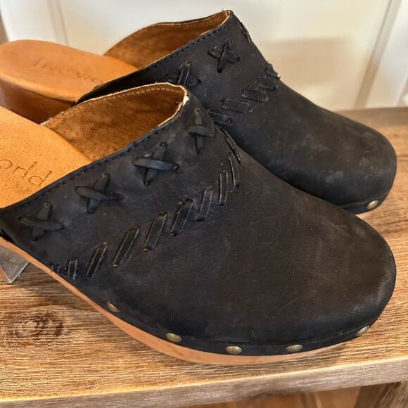 Anthropologie x Five Worlds wooden suede Amelia clogs size 9/ msrp $228 - Picture 3 of 10